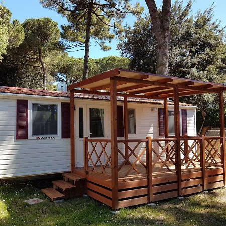 Victoria Mobilehome In Camping Mare E Pineta Lido di Spina Exterior foto